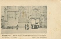 Cartolis Malestroit (Morbihan) - Vue de la Porte de l'Eglise paroissiale et sortie  ...
